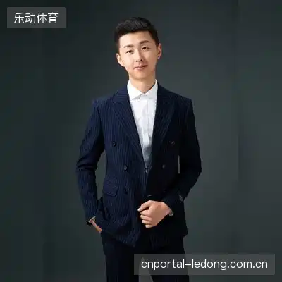 薛霏